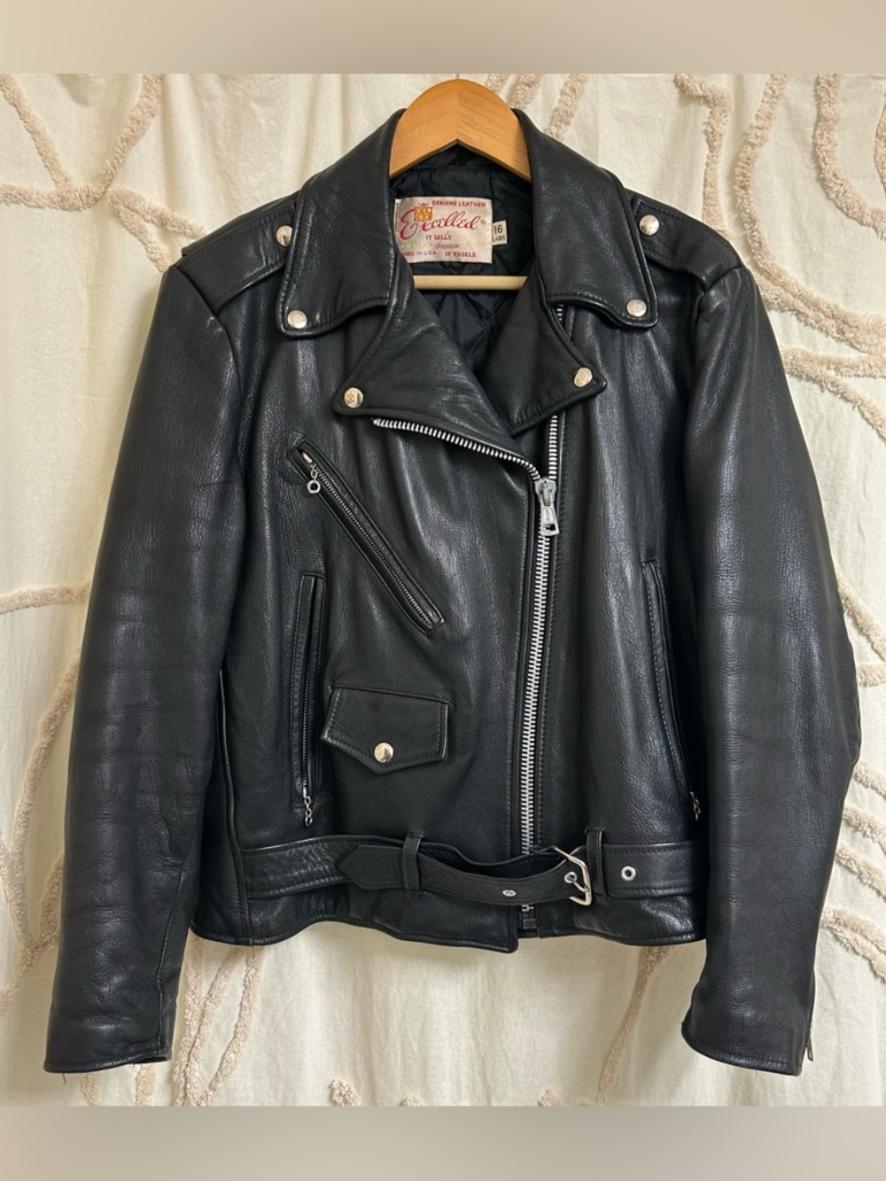 Vintage Excelled Genuine Leather  Motorcycle Jacket in Black with Quilted Lining